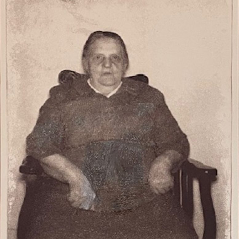 Ettie Richler Prazoff. Matriarch. Etching. No date.